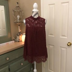 NWT Xhilaration wine lace sleeveless top sz M